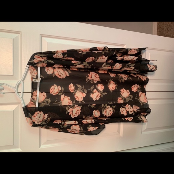 Tops - 3x Flower Kimono.